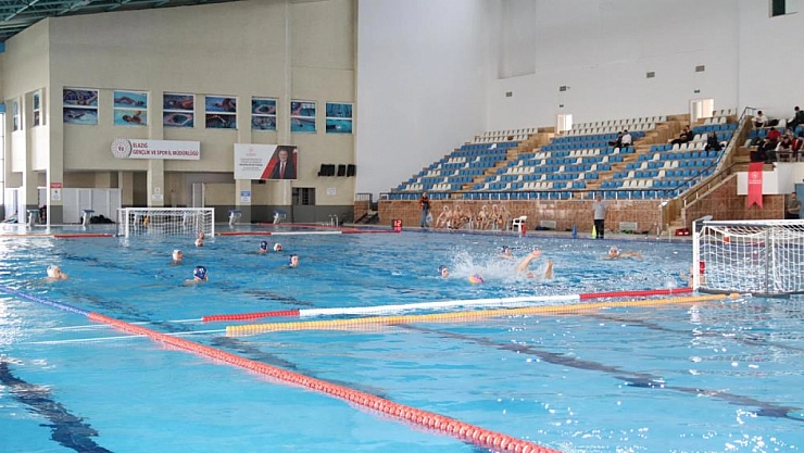 Yüzme müsabakaları sona erdi