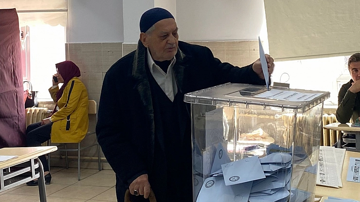 Zaza Cemil oyunu kullandı!