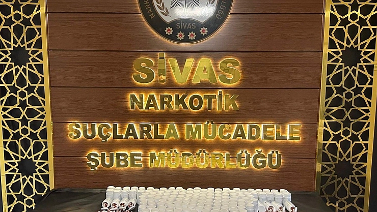 Zehir Tacirine Darbe: Binlerce Sentetik Ecza Ele Geçirildi