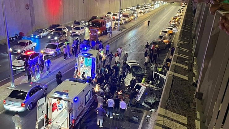 Zincirleme kaza: 1 ölü, 5 yaralı