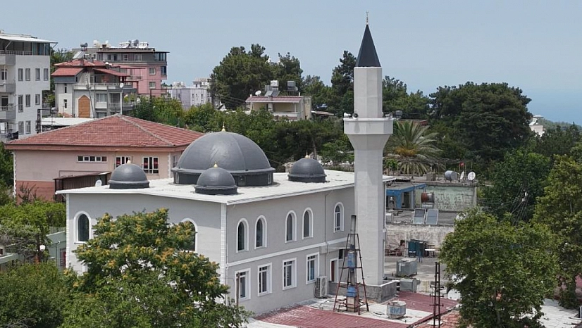 131. cami dualarla ibadete açıldı