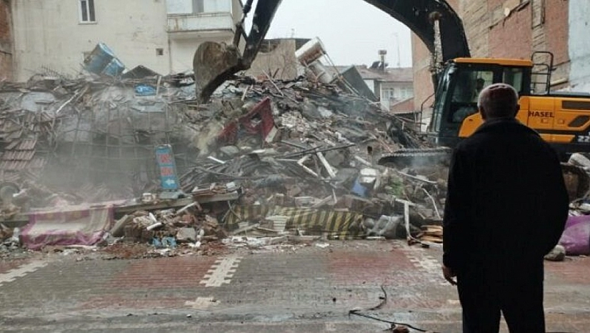 19 kişiye mezar olan Ermeç Apartmanı'nda karot örnekleri yanlış mı alındı?