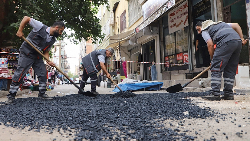 2 cadde 10 bin 400 ton asfaltla yenilendi