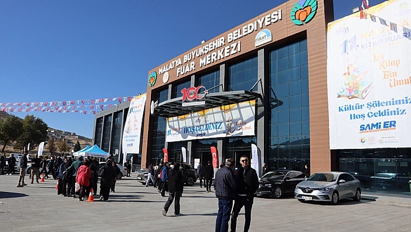 3 Kasım Malatya Kitap Fuarı'nda bugün hangi yazarlar var?