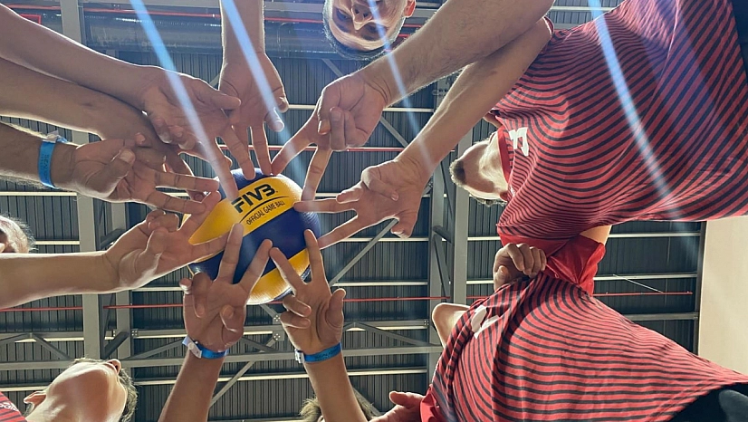 Adıyamanlı çocuklardan voleybol şampiyonasında büyük başarı