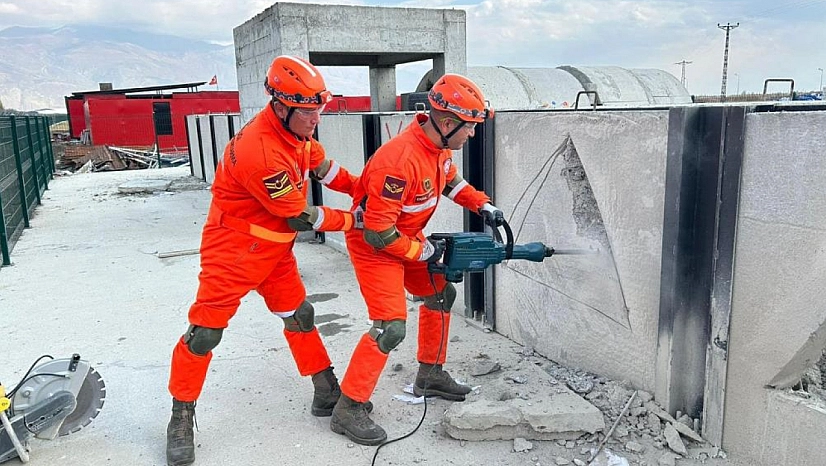 'AFAD, 3'üncü ordu personelini afete hazırlıyor