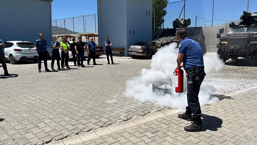 Afet farkındalık ve yangın eğitimi verildi