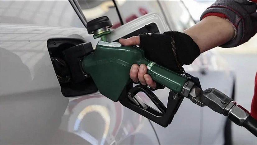 Akaryakıta çifte zam geliyor! Önce motorin, ardından benzin