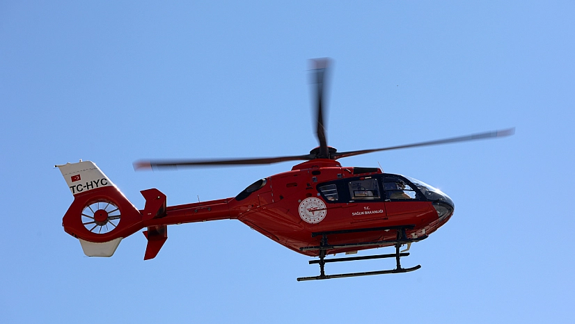 Ambulans helikopterle 'hızır' gibi yetişiyorlar
