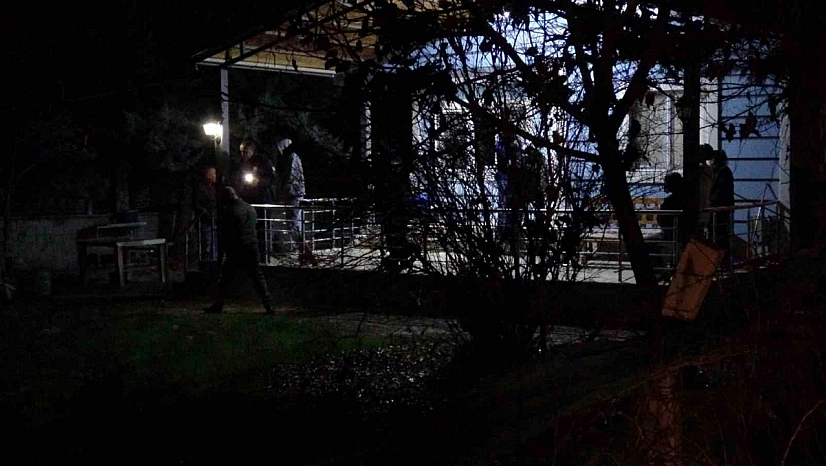 Arkadaşların silahla oyunu kanlı bitti