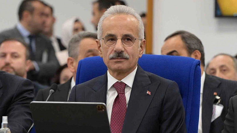 Bakan Uraloğlu tek tek yanıtladı: Çevreyolu, havalimanı, hızlı tren ve Arapgir Yolu ne durumda?