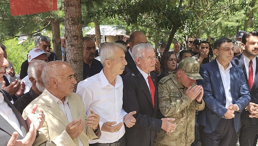 Başbağlar şehitleri kabirleri başında anıldı