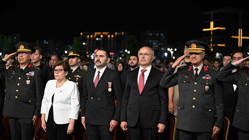 Malatya'da genci yaşlısı hainlere karşı tek yürek oldu!