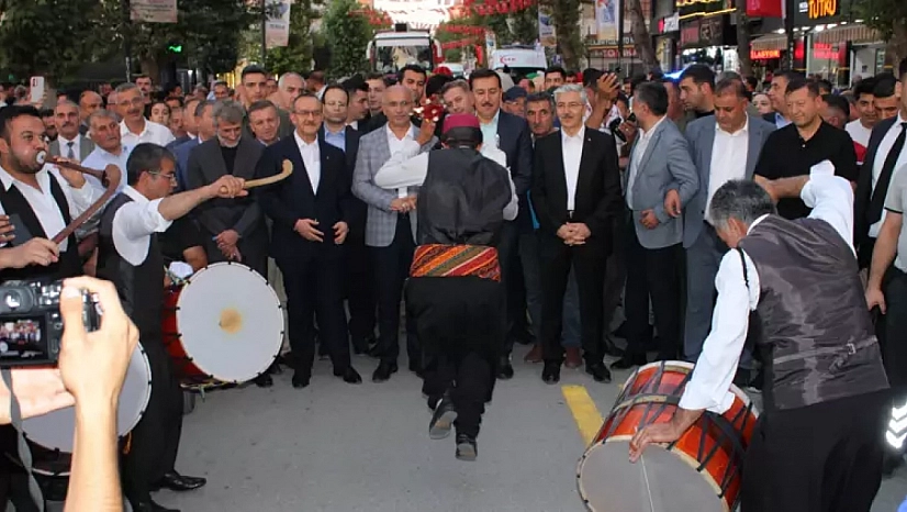 Başkan önce olmayacak sonra olacak dedi: Malatya'da Olmayan Kayısının Festivali İçin Tarih Netleşti!