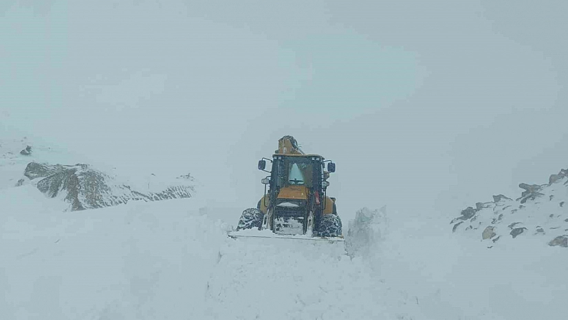 500 köy yolu ulaşıma açıldı