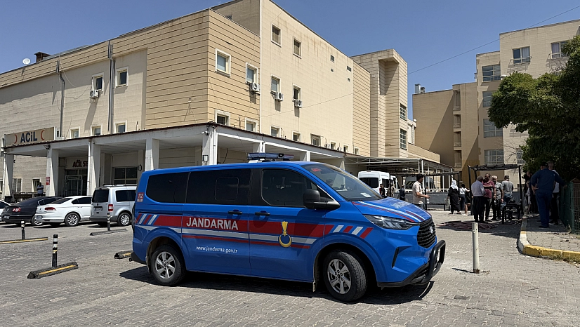 Bıçaklı taşlı kavga: 8 yaralı