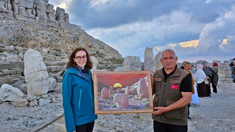 Büyükelçiye Nemrut Dağı'nda duygu dolu sürpriz!