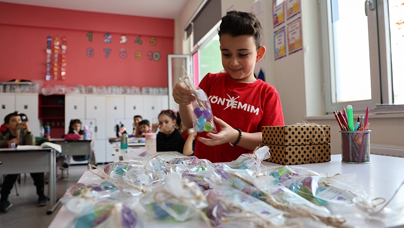 Çocuklar meyve şeklinde sabun tasarladı