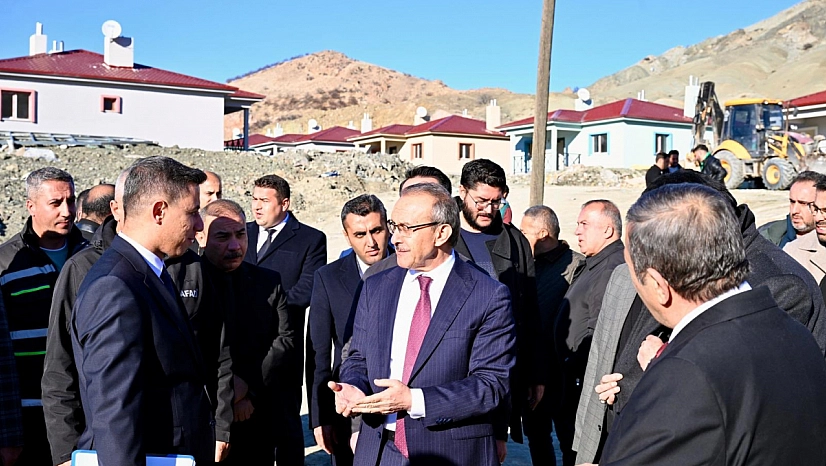 Depremin izleri Malatya'da kurumlararası iş birliğiyle siliniyor