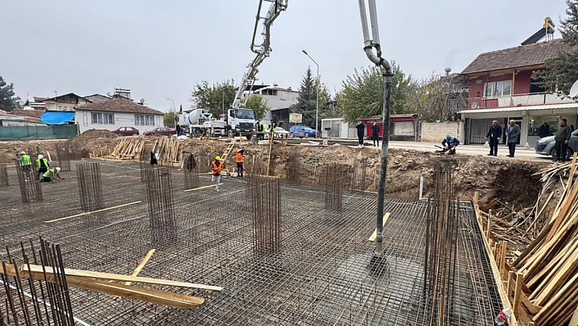 Dilek Merkez Camii'nin temeli atıldı