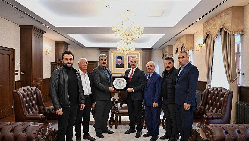 Drejanlılar Derneği'nden Vali Seddar Yavuz'a teşekkür plaketi