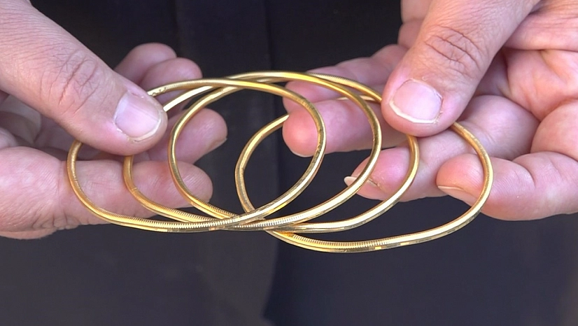 10 yıllık birikimini çöpte buldu