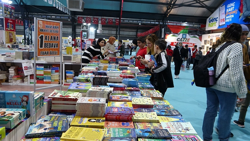 Fuarda 8'inci gün: Malatyalılar okumaya doymuyor!