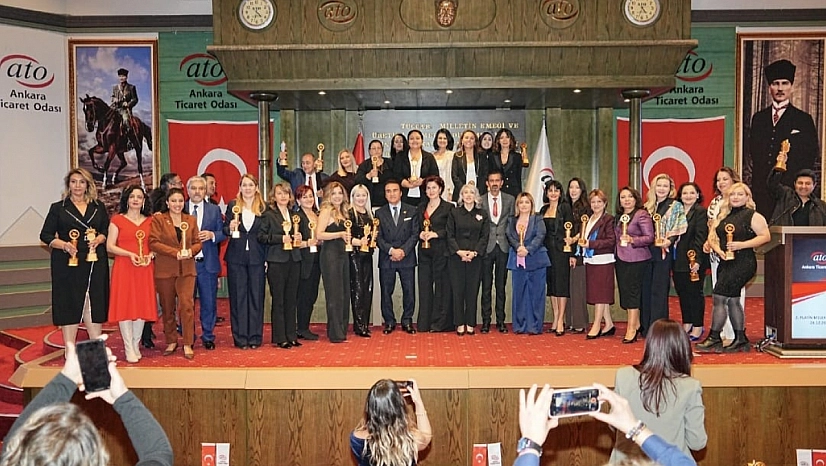 Halkının Yanında Olup Halkının Sesi Oldu Yılın En Başarılı Muhtar Ödülüne Layık Görüldü