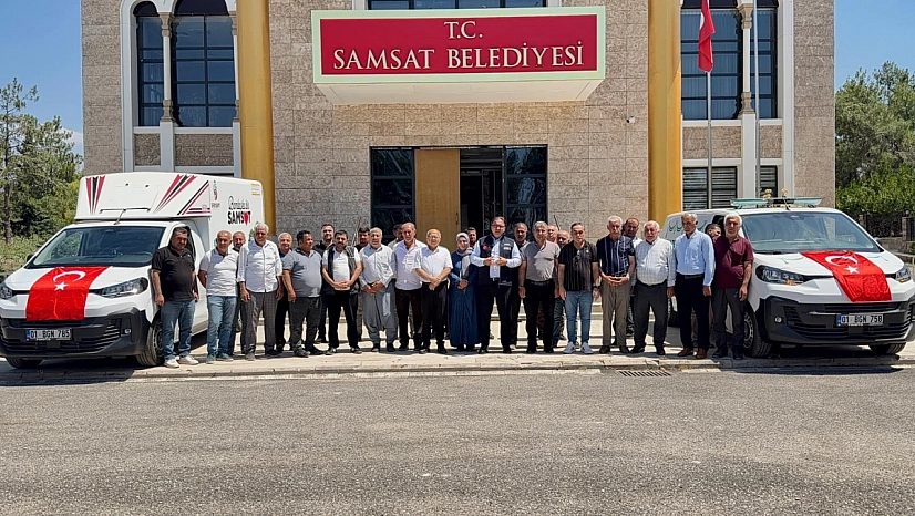 İki aracı şahsi bütçesi ile alarak belediyeye hibe etti