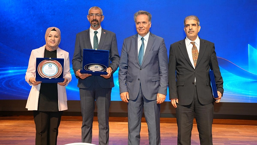 İnönü Üniversitesi'nde başarı ödülleri sahiplerini buldu