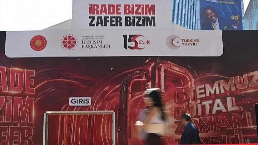 'İrade Bizim, Zafer Bizim' dijital zaman tüneli ziyarete açıldı