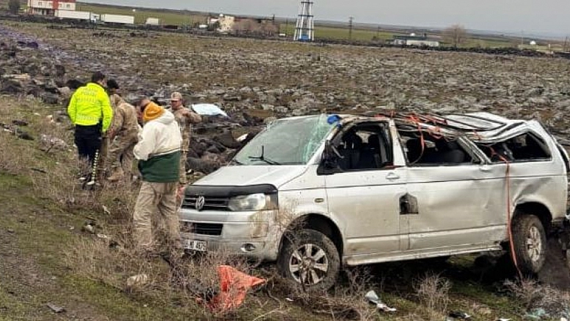 Iraklı turistleri taşıyan araç devrildi: 2 ölü, 6 yaralı