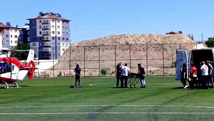 Malatya'da kalp krizi geçiren hasta ambulans helikopterle sevk edildi