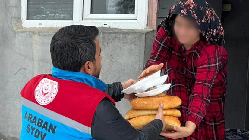Kar engel olamadı: 500 aile yemek ulaştırıldı