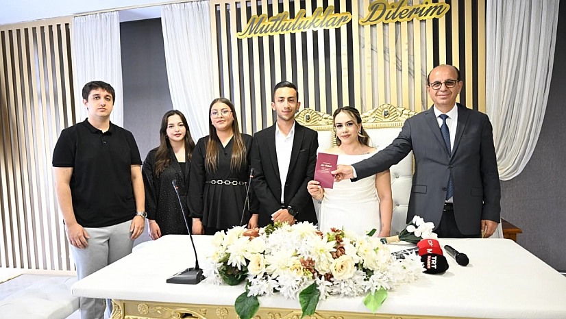 Malatya'da 95 çift aynı günde dünya evine girdi