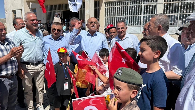 Malatya'da bin kişiye aşure dağıtıldı