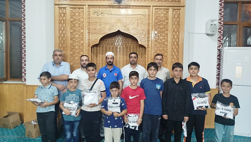 Malatya'da çocuklara sürpriz! Camide buluştular, ödülleri kaptılar…