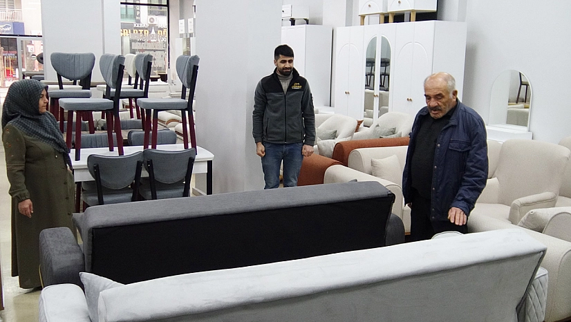 Malatya'da evler teslim edildi, mobilyacılarda yoğunluk başladı
