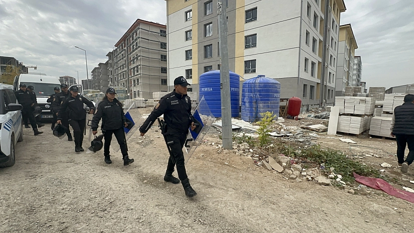 Malatya'da İnşaat Şantiyesinde Bıçaklı Kavga: 4 Yaralı