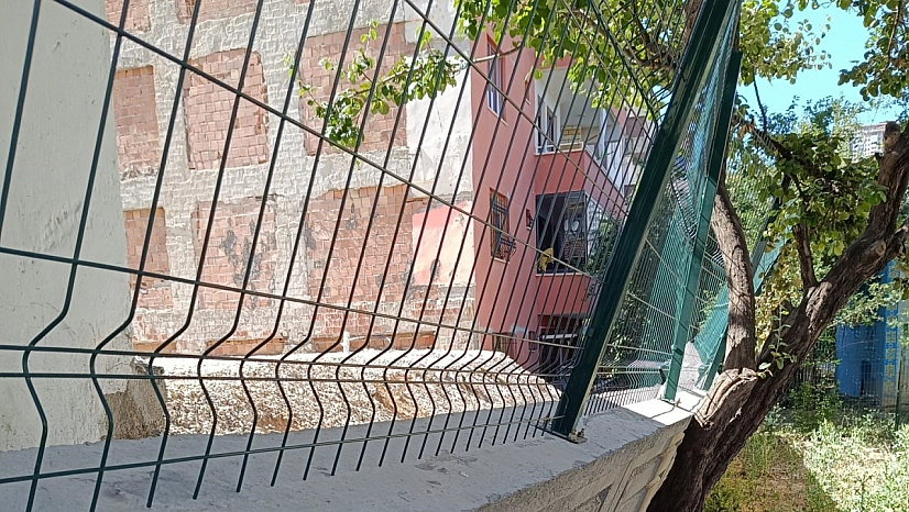 Malatya'da istinat duvarı sadece 5 ay dayanabildi! İlk yağışta çöktü| 2 aydır onarılmadı…
