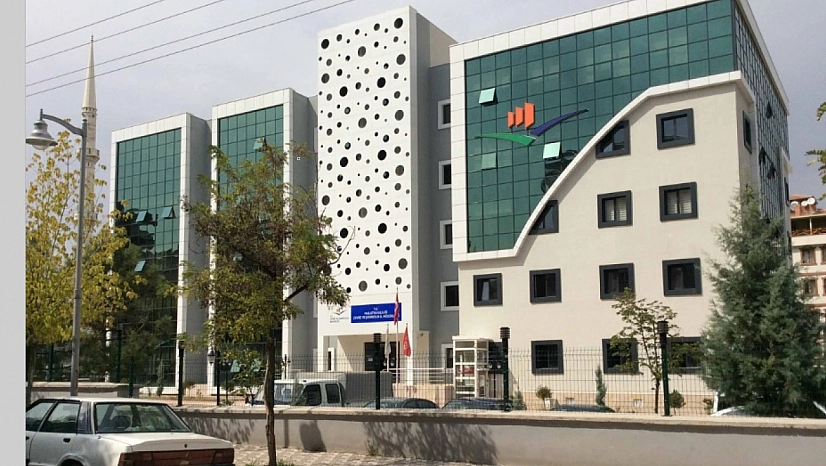 Malatya'da kalitesiz beton firmalarının adı 'SIR' oldu! Çevre Şehircilik duyuruyu neden kaldırdı?