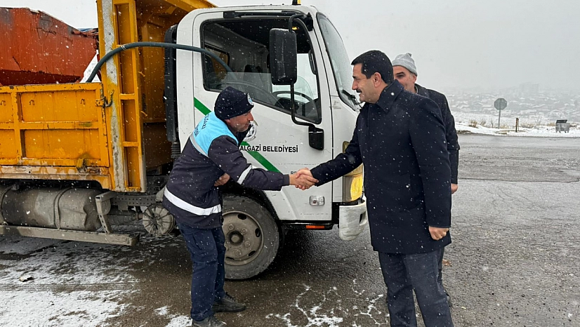 Malatya'da kar mesaisi: 104 mahallede ulaşım için seferberlik