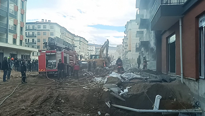 Malatya'da Korkutan Yangın! Alevler Göğe Yükseldi