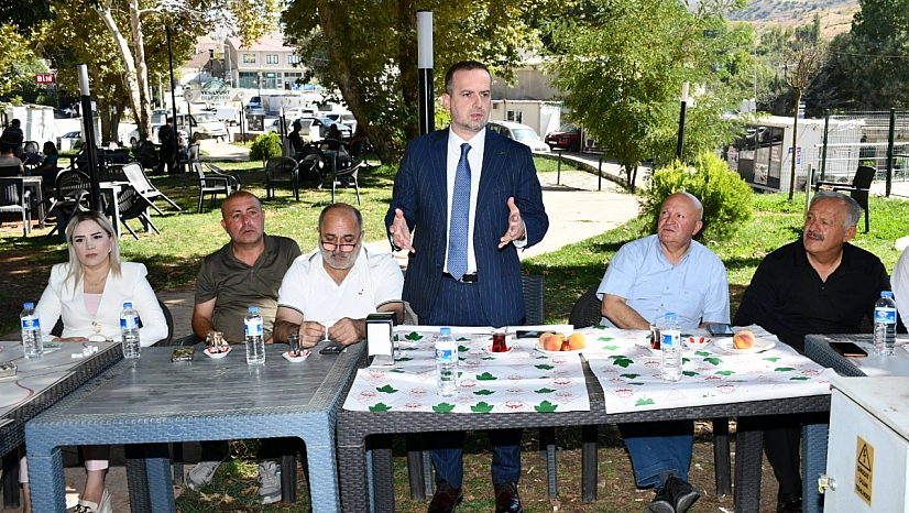 Karademir'i muhtarlar destekliyor