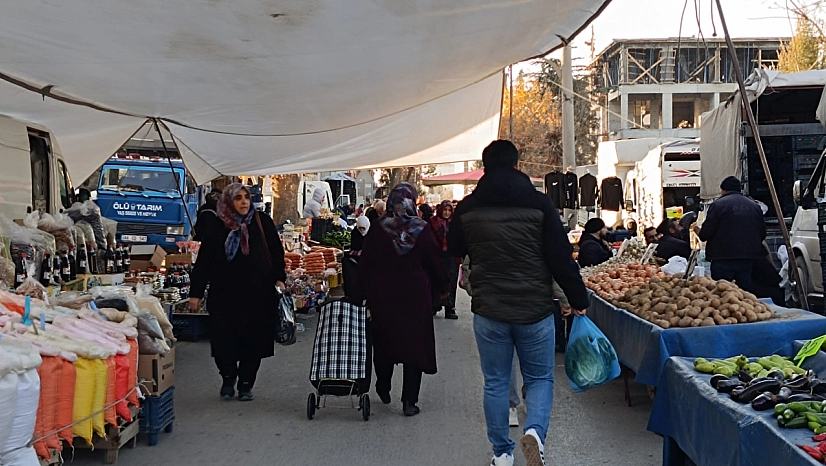Malatya'da soğuk hava pazar fiyatını uçurdu: Domates, salatalık 50 lira…