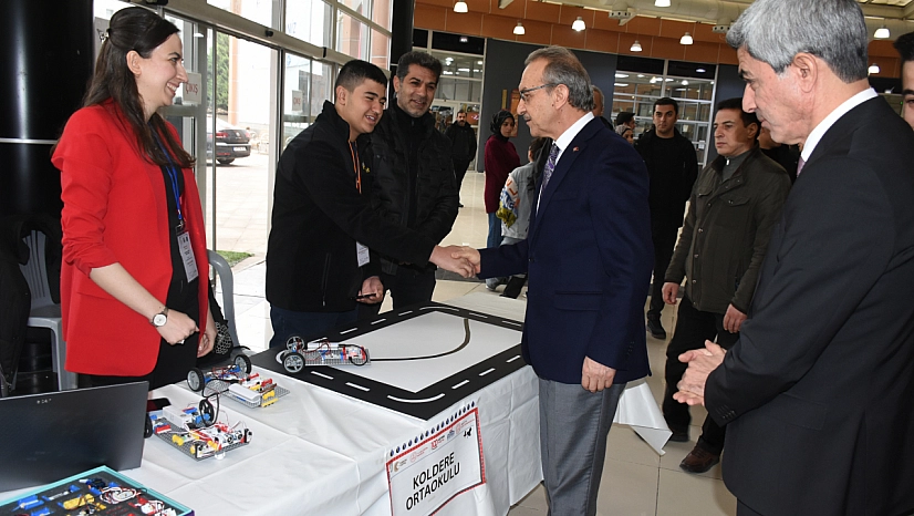 Malatya'da 'TÜBİTAK 4007 Bilim Şenliği' başladı