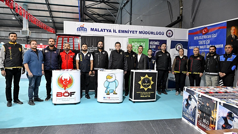 Malatya Emniyeti, Kitap Fuarında Korsan Yayıncılığa 'Dur' Dedi