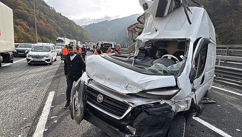 Malatya Otobüsü Bolu Dağında Kaza Yaptı