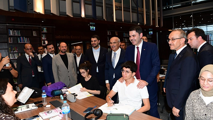Malatya'ya İkinci Şehir Kütüphanesi Geliyor! Bakan Kurum'dan Başkan Er'e: 'Bir Tane Daha Yapacaksınız'