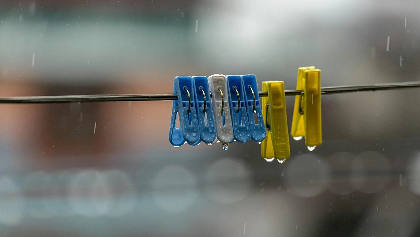 Meteoroloji şaşırttı! 'Yağış yok' dedi, merkezde yağmur başladı